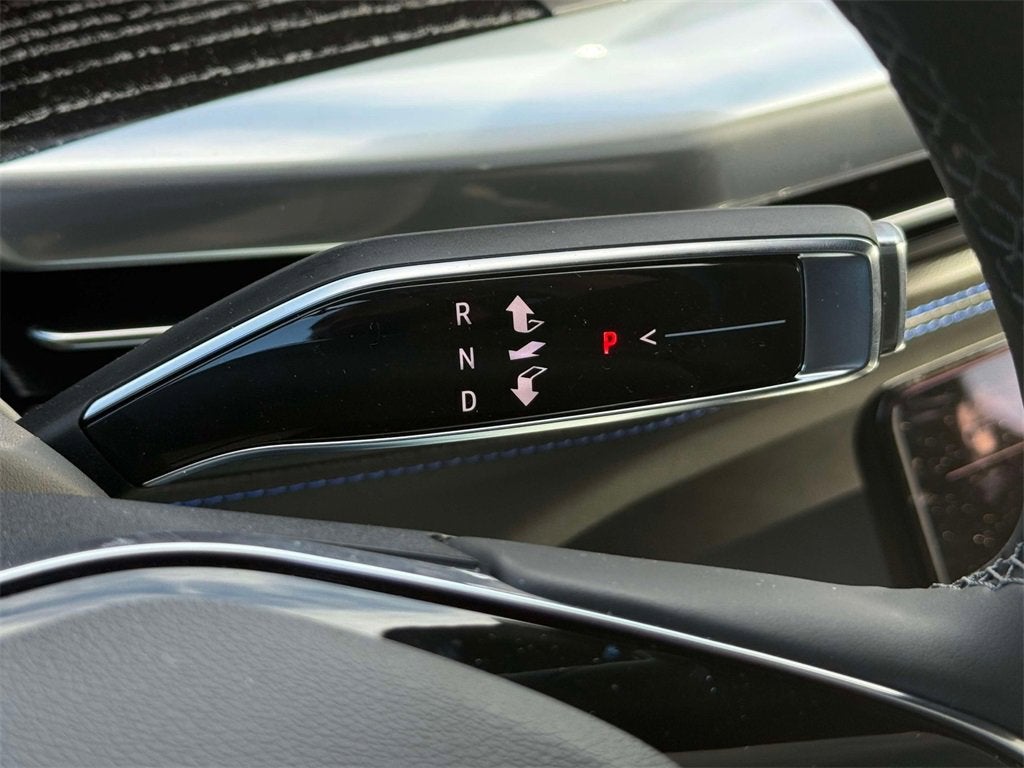 2025 Cadillac ESCALADE IQ Luxury 1