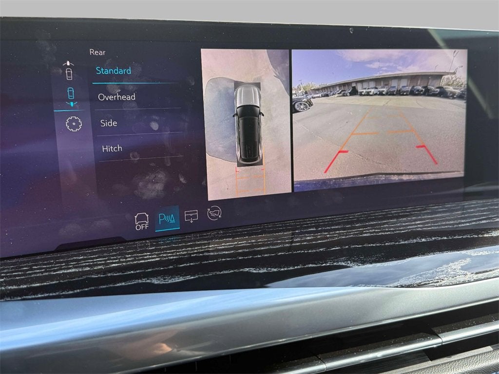 2025 Cadillac ESCALADE IQ Luxury 1