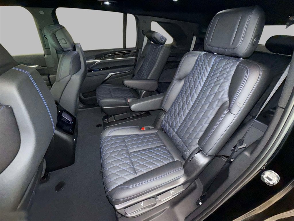 2025 Cadillac ESCALADE IQ Luxury 1