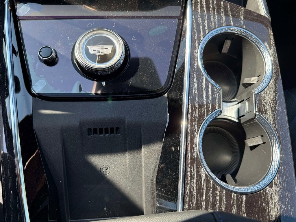 2025 Cadillac ESCALADE IQ Luxury 1