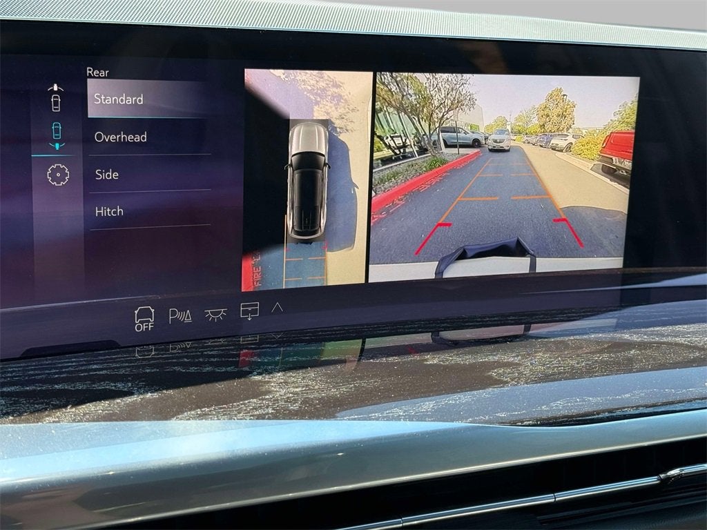 2025 Cadillac ESCALADE IQ Luxury 1