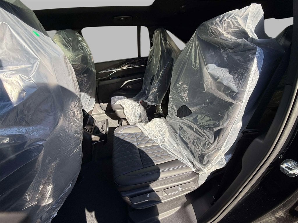 2025 Cadillac ESCALADE IQ Luxury 1