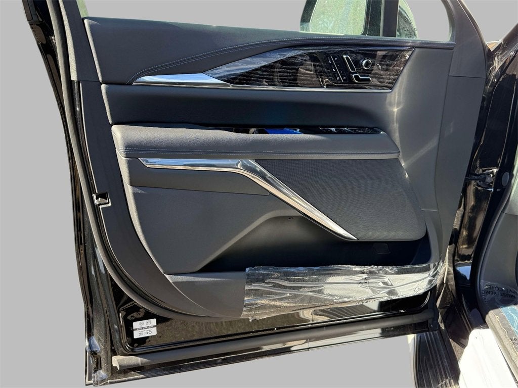 2025 Cadillac ESCALADE IQ Luxury 1