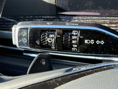 2025 Cadillac ESCALADE IQ Luxury 1