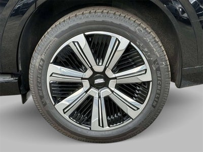 2025 Cadillac ESCALADE IQ Luxury 1