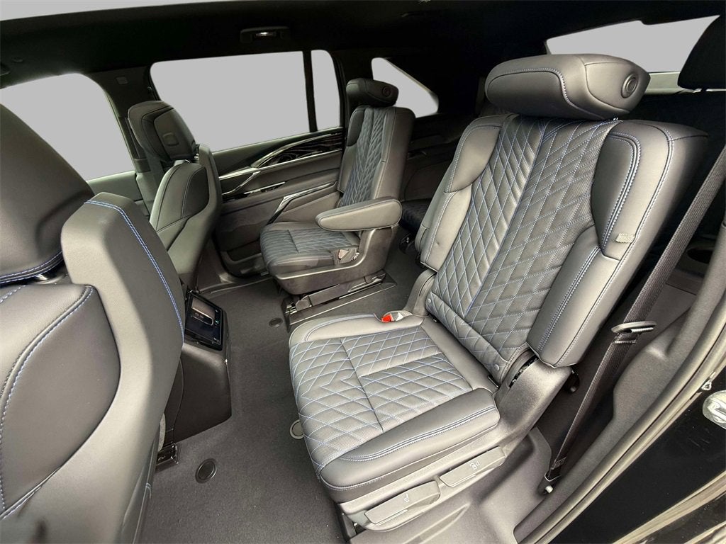 2025 Cadillac ESCALADE IQ Luxury 1