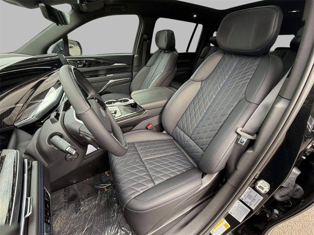 2025 Cadillac ESCALADE IQ Luxury 1