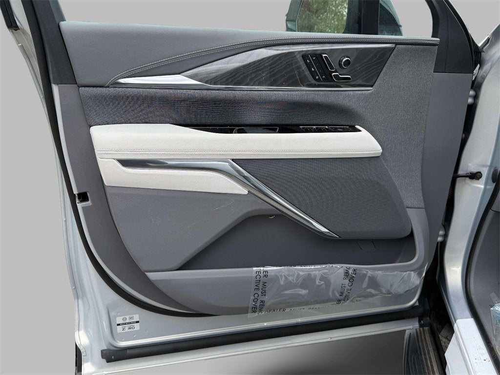 2025 Cadillac ESCALADE IQ Luxury 1