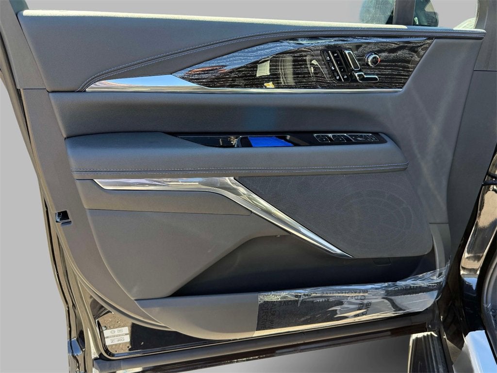 2025 Cadillac ESCALADE IQ Luxury 1