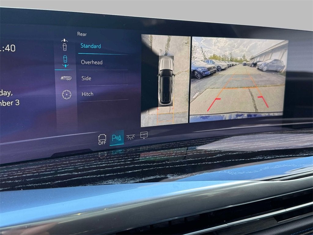 2025 Cadillac ESCALADE IQ Luxury 1