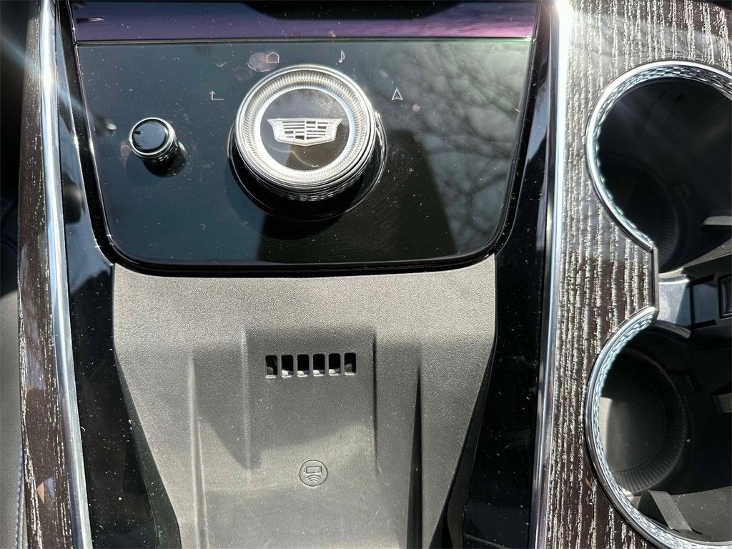 2025 Cadillac ESCALADE IQ Luxury 1