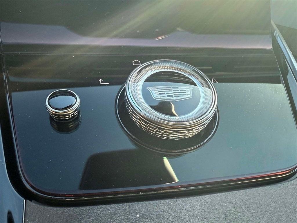 2025 Cadillac ESCALADE IQ Luxury 1