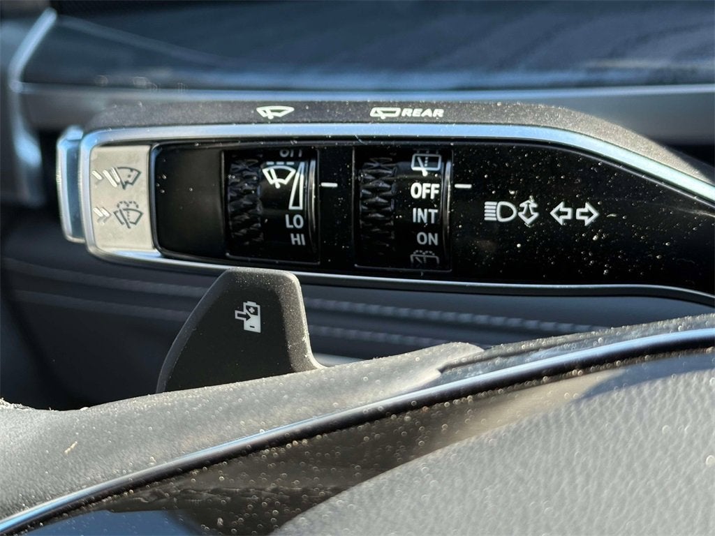 2025 Cadillac ESCALADE IQ Luxury 1