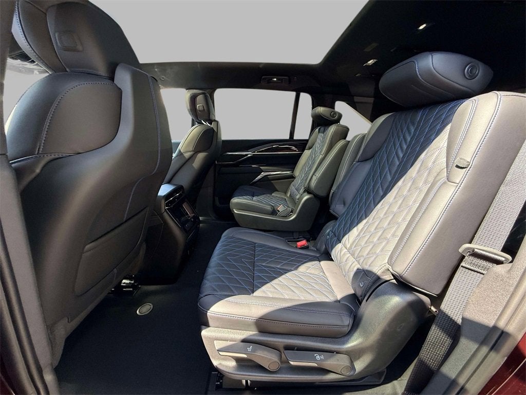 2025 Cadillac ESCALADE IQ Luxury 1