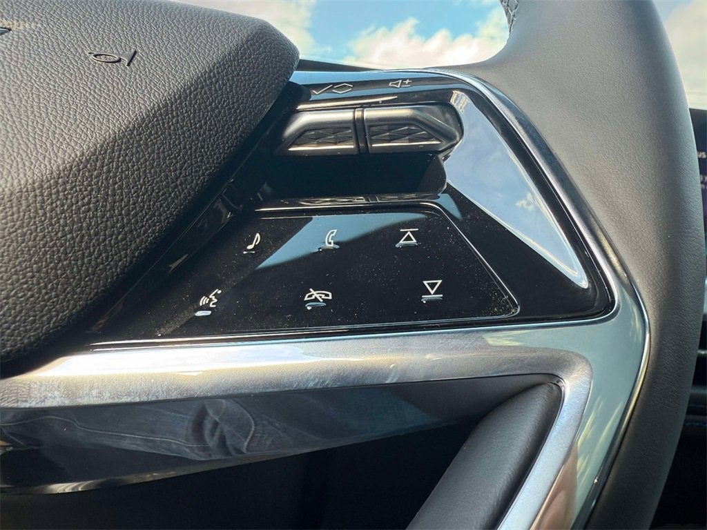 2025 Cadillac ESCALADE IQ Luxury 1