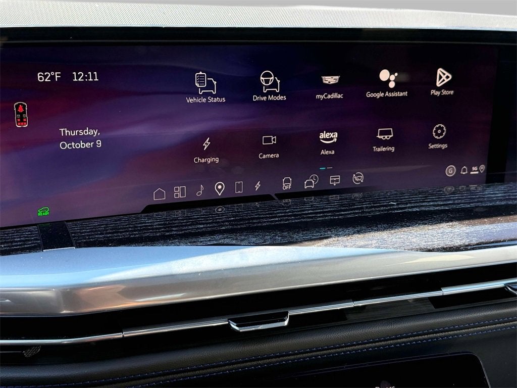 2025 Cadillac ESCALADE IQ Luxury 1