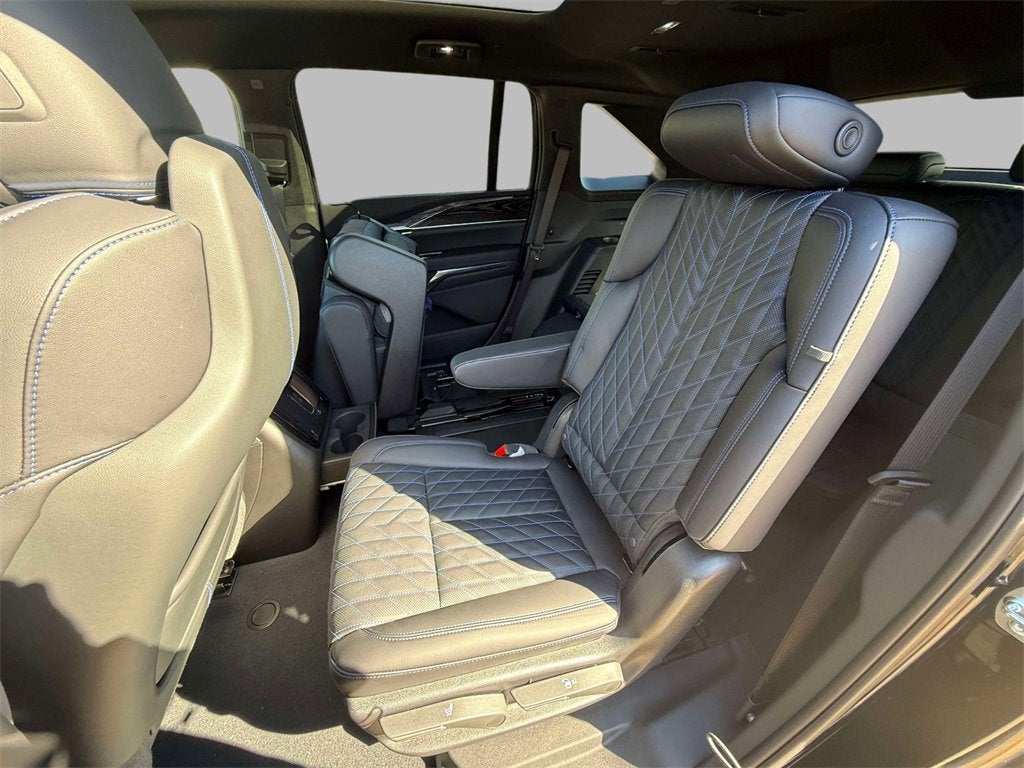 2025 Cadillac ESCALADE IQ Luxury 1