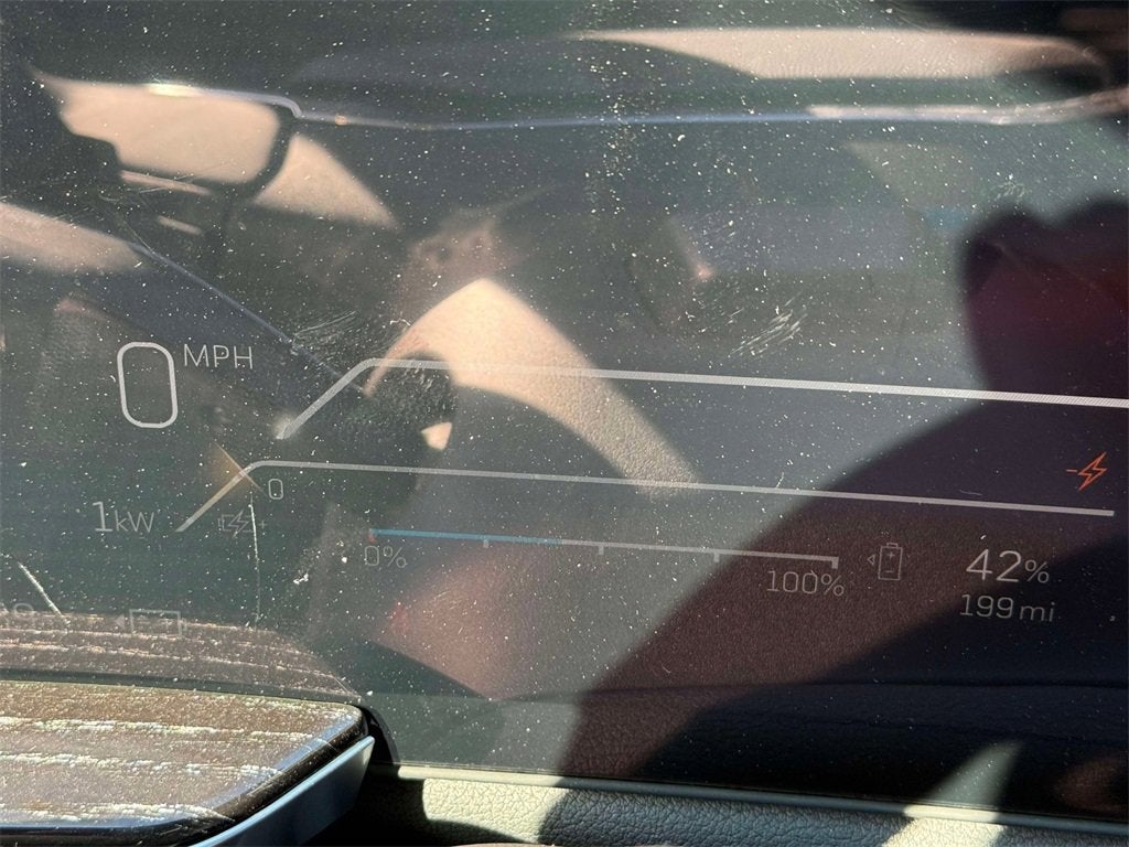 2025 Cadillac ESCALADE IQ Luxury 1