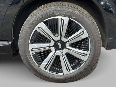 2025 Cadillac ESCALADE IQ Luxury 2