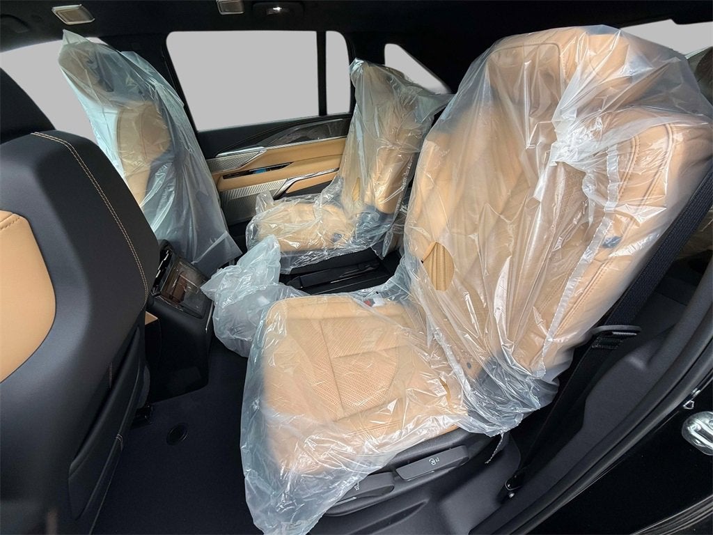 2025 Cadillac ESCALADE IQ Luxury 2