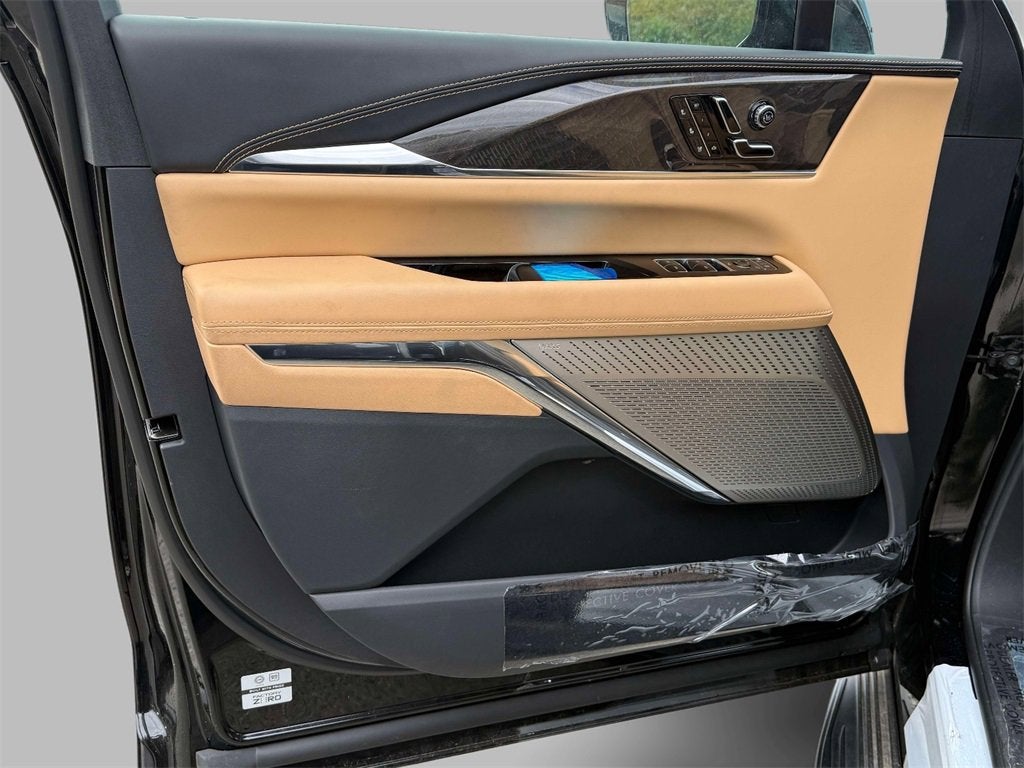 2025 Cadillac ESCALADE IQ Luxury 2