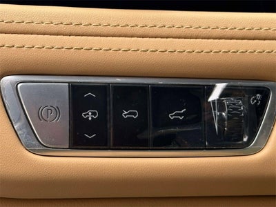 2025 Cadillac ESCALADE IQ Luxury 2