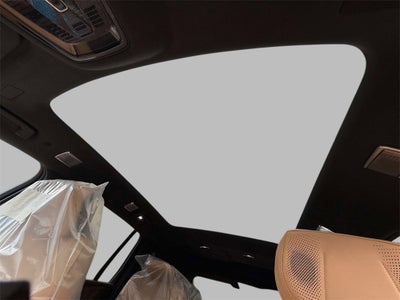 2025 Cadillac ESCALADE IQ Luxury 2