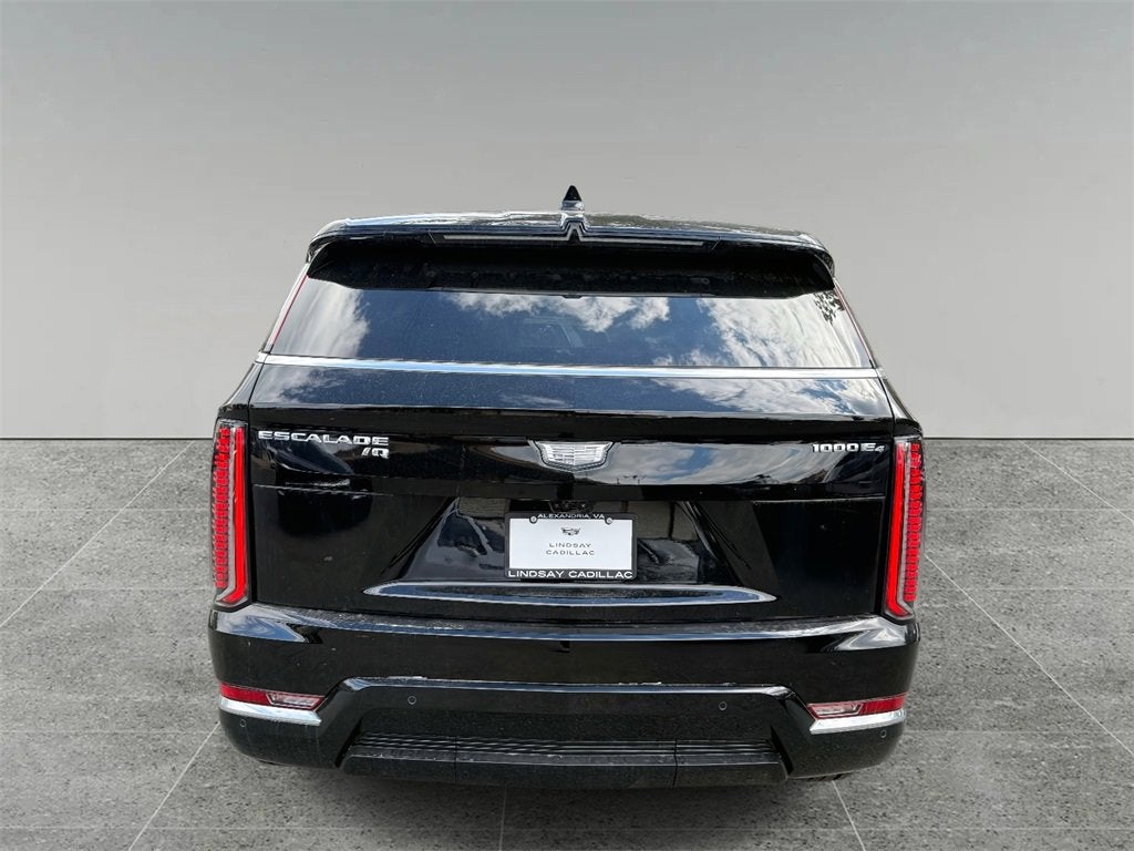 2025 Cadillac ESCALADE IQ Luxury 2