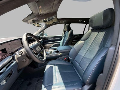 2025 Cadillac ESCALADE IQ Luxury 2