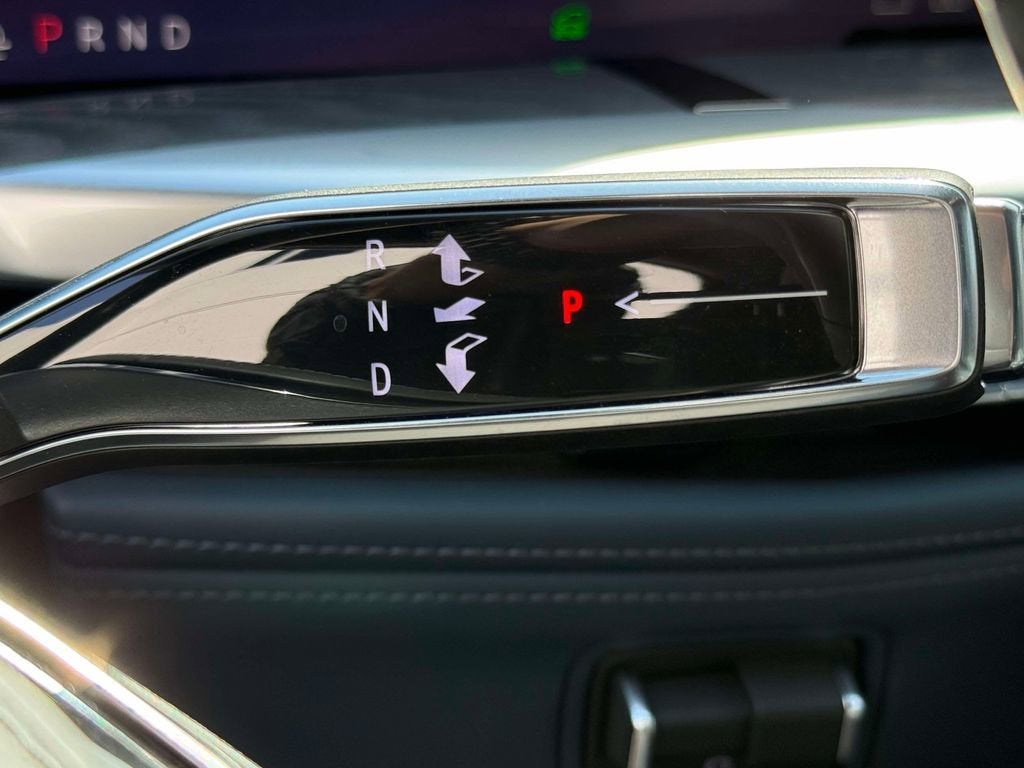 2025 Cadillac ESCALADE IQ Luxury 2