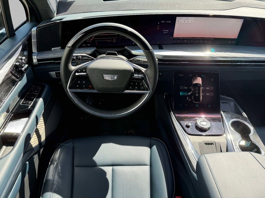2025 Cadillac ESCALADE IQ Luxury 2
