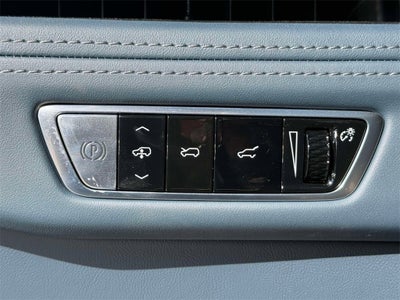 2025 Cadillac ESCALADE IQ Luxury 2