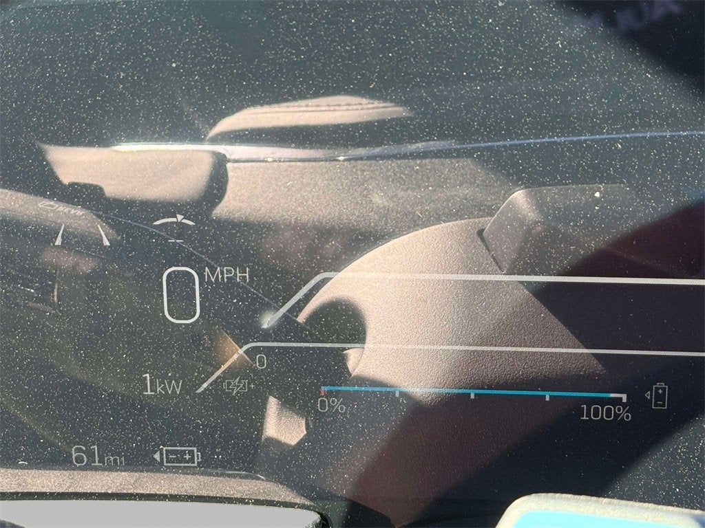 2025 Cadillac ESCALADE IQ Luxury 2