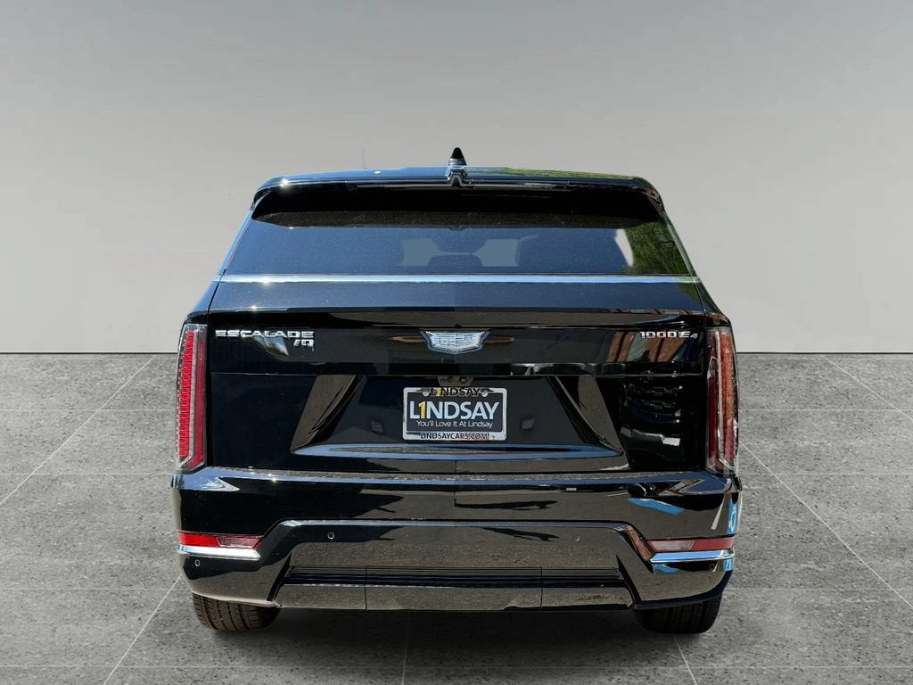 2025 Cadillac ESCALADE IQ Luxury 2