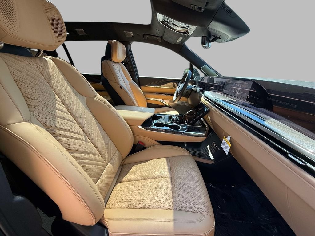 2025 Cadillac ESCALADE IQ Luxury 2