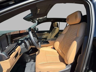 2025 Cadillac ESCALADE IQ Luxury 2