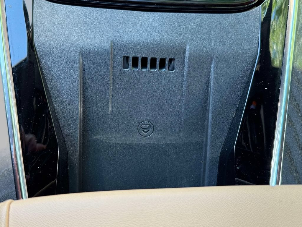 2025 Cadillac ESCALADE IQ Luxury 2
