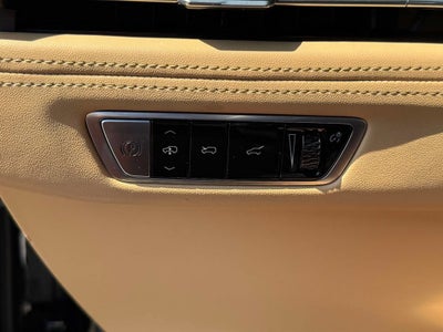 2025 Cadillac ESCALADE IQ Luxury 2
