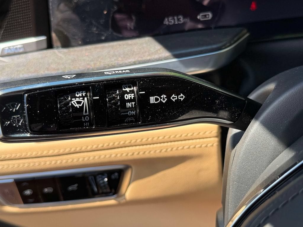 2025 Cadillac ESCALADE IQ Luxury 2