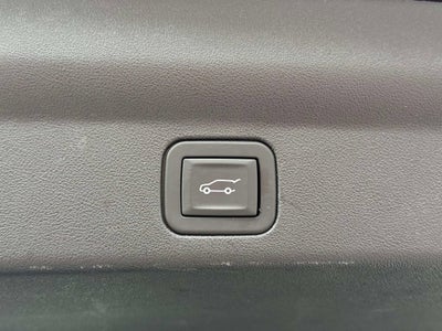 2025 Cadillac ESCALADE IQ Luxury 2