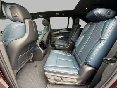 2025 Cadillac ESCALADE IQ Luxury 2