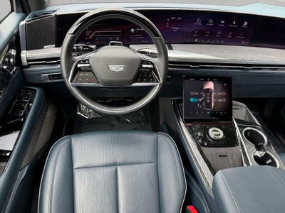 2025 Cadillac ESCALADE IQ Luxury 2