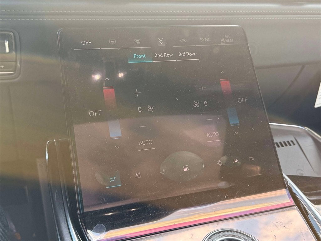 2025 Cadillac ESCALADE IQ Luxury 2