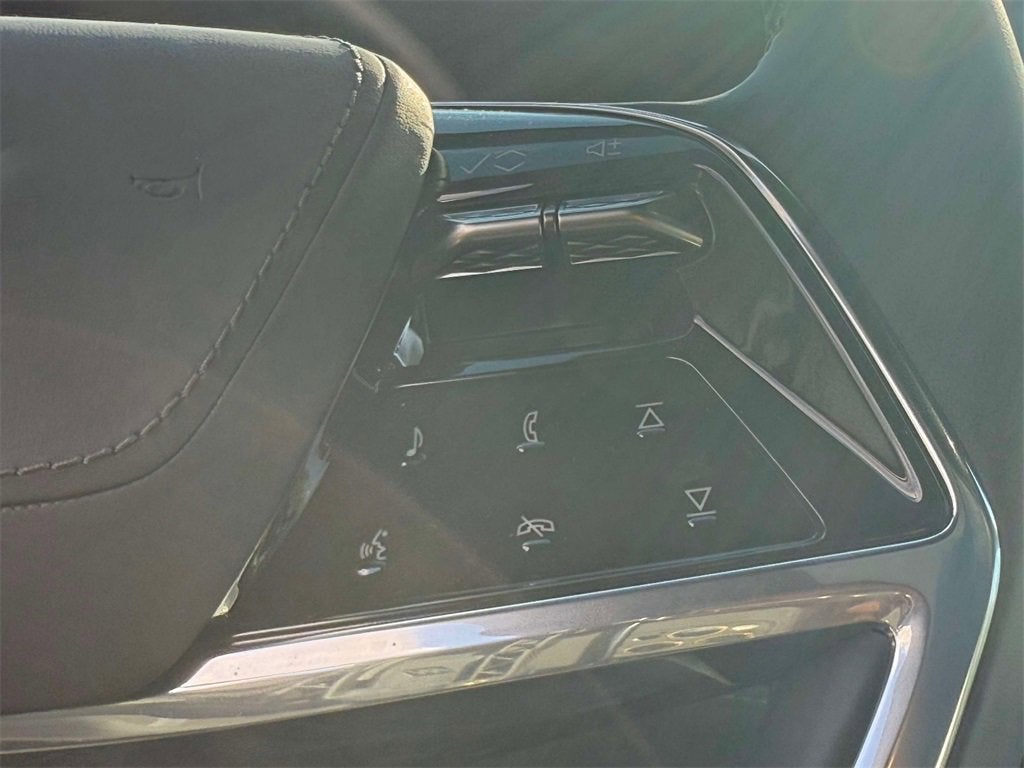 2025 Cadillac ESCALADE IQ Luxury 2