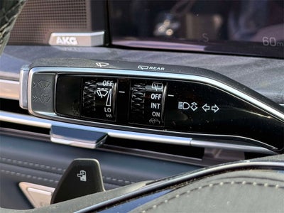 2025 Cadillac ESCALADE IQ Luxury 2