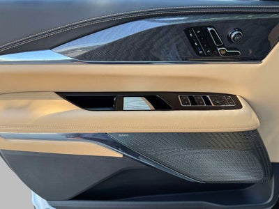 2025 Cadillac ESCALADE IQ Luxury 2