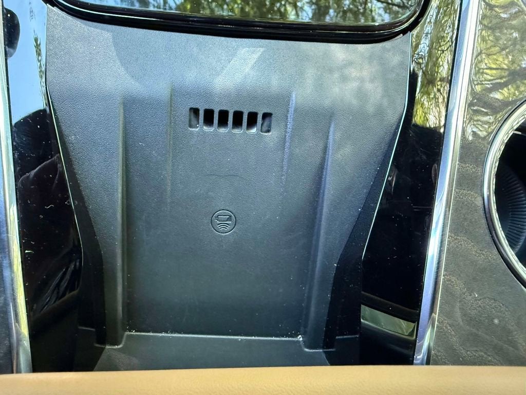 2025 Cadillac ESCALADE IQ Luxury 2