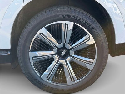 2025 Cadillac ESCALADE IQ Luxury 2