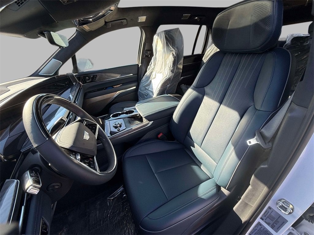 2025 Cadillac ESCALADE IQ Luxury 2