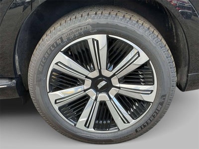 2025 Cadillac ESCALADE IQ Luxury 2